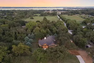 124 N Garza Rd, Shady Shores, TX 76208 - Photo 1