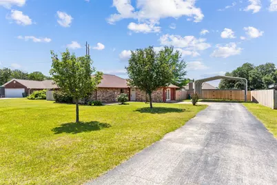 11 Woodhaven Court, Krugerville, TX 76227 - Photo 3