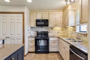 11 Woodhaven Ct, Krugerville, TX 76227 - Photo 9