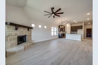 616 Kyle Drive, Tioga, TX 76271 - Photo 7