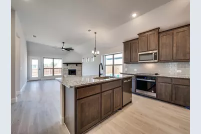 616 Kyle Drive, Tioga, TX 76271 - Photo 5