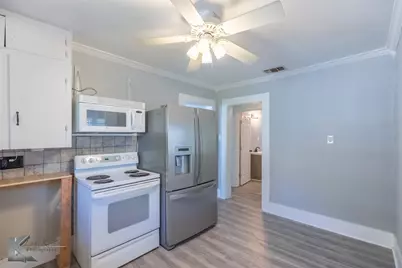 1126 Peach Street, Abilene, TX 79602 - Photo 11