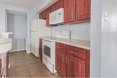 3420 Country Club Drive W #214, Irving, TX 75038 - Photo 7