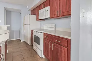 3420 Country Club Dr W, Irving, TX 75038 - Photo 7