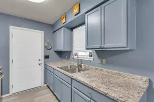 129 Liesa St, Alvarado, TX 76009 - Photo 13