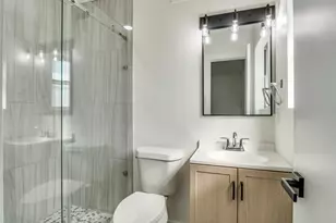 2006 Holcomb Rd, Dallas, TX 75217 - Photo 11