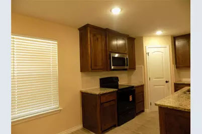 506 Pecan Tree Court, Poolville, TX 76487 - Photo 15