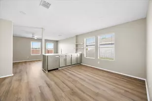 6023 Guilia Dr, Grand Prairie, TX 75052 - Photo 7