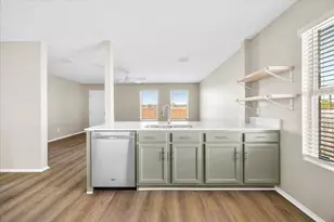 6023 Guilia Dr, Grand Prairie, TX 75052 - Photo 5