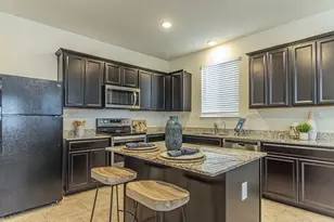 10362 Martin Creek, San Antonio, TX 78252 - Photo 9