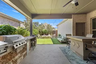4825 Beaver Creek Dr, Arlington, TX 76005 - Photo 3