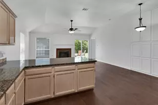 709 Bluffview Dr, McKinney, TX 75071 - Photo 7