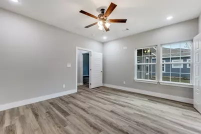 1219 S Montgomery Street, Sherman, TX 75090 - Photo 15