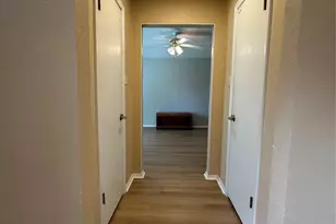 5704 Fireside Dr, Arlington, TX 76016 - Photo 11