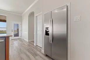 201 Hughes Ln, Grandview, TX 76050 - Photo 15