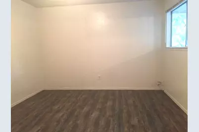 1302 Mohawk Drive, Arlington, TX 76012 - Photo 7