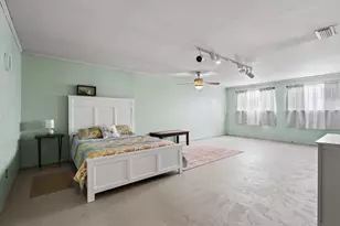 302 W Main St, Honey Grove, TX 75446 - Photo 29