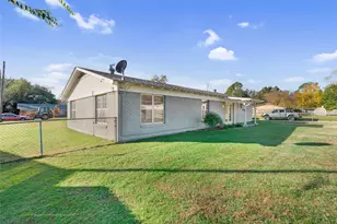 927 Alabama St, Sulphur Springs, TX 75482 - Photo 17