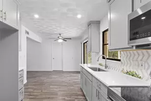 1809 Balla Way, Grand Prairie, TX 75051 - Photo 13