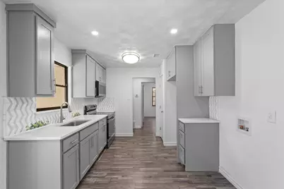 1809 Balla Way, Grand Prairie, TX 75051 - Photo 11