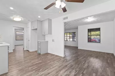 1809 Balla Way, Grand Prairie, TX 75051 - Photo 9