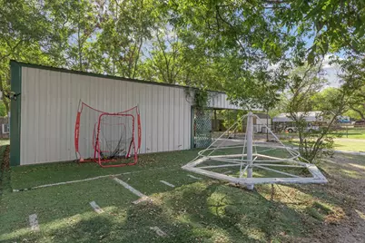 503 S Houston Street, Edgewood, TX 75117 - Photo 25