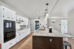 1610 Idlewood Dr, Sherman, TX 75092 - Photo 11