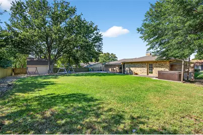 1610 Idlewood Drive, Sherman, TX 75092 - Photo 29