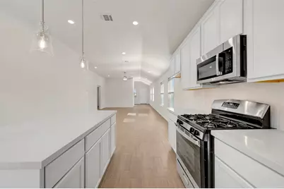 7513 Fenton Parkway, Pilot Point, TX 76258 - Photo 23