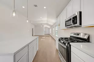 7513 Fenton Pkwy, Pilot Point, TX 76258 - Photo 23