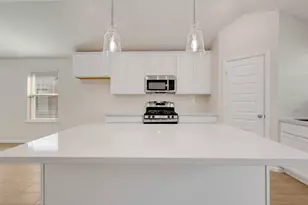 7513 Fenton Pkwy, Pilot Point, TX 76258 - Photo 21