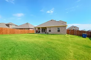 8384 Marotto St, Garland, TX 75043 - Photo 17