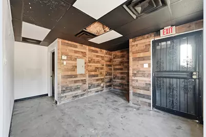 300 E Pennsylvania Avenue, Fort Worth, TX 76104 - Photo 3