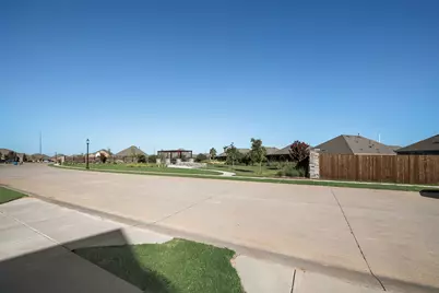 2911 Shetland Drive, Aubrey, TX 76227 - Photo 37