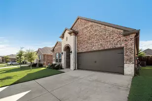 2911 Shetland Dr, Aubrey, TX 76227 - Photo 3