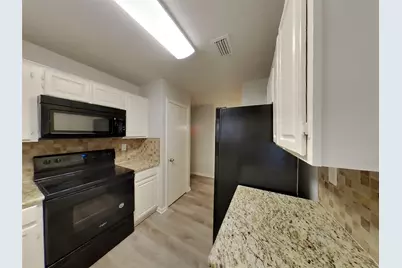 161 Hunter Drive, Cedar Hill, TX 75104 - Photo 5