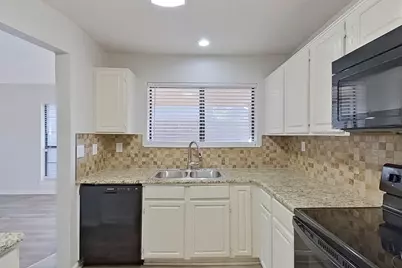 161 Hunter Drive, Cedar Hill, TX 75104 - Photo 9