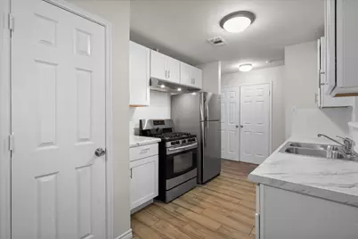 2113 San Antonio, Grand Prairie, TX 75051 - Photo 3