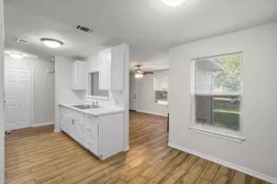 2113 San Antonio, Grand Prairie, TX 75051 - Photo 5