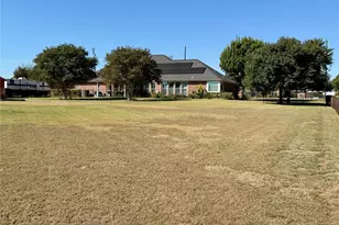 1333 E Highland Rd, Waxahachie, TX 75167 - Photo 31