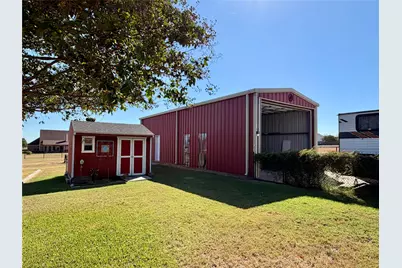 1333 E Highland Road, Waxahachie, TX 75167 - Photo 27