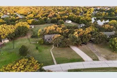 180 Highview Drive, Double Oak, TX 75077 - Photo 31