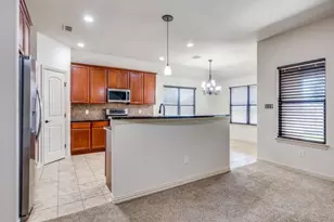 2609 Plains View Dr, Burleson, TX 76028 - Photo 9