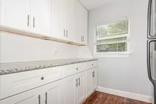 417 W Grand St, Whitewright, TX 75491 - Photo 13