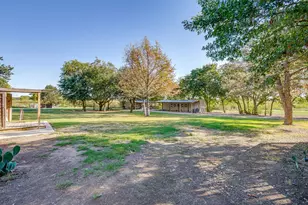 7808 County Rd 1128, Godley, TX 76044 - Photo 35