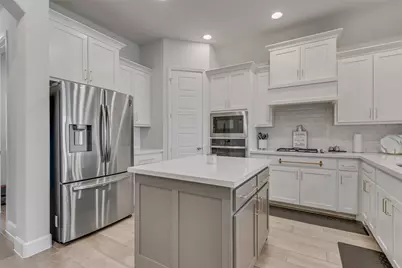 8108 San Bernard Trail, McKinney, TX 75071 - Photo 9