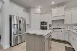 8108 San Bernard Trl, McKinney, TX 75071 - Photo 9