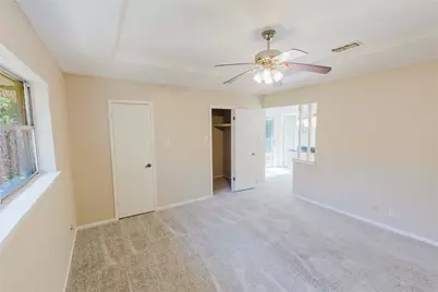 1710 Kingsborough Drive, Arlington, TX 76015 - Photo 19