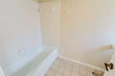 1710 Kingsborough Drive, Arlington, TX 76015 - Photo 25