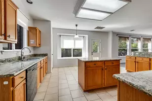 404 E Whitener Rd, Euless, TX 76040 - Photo 15